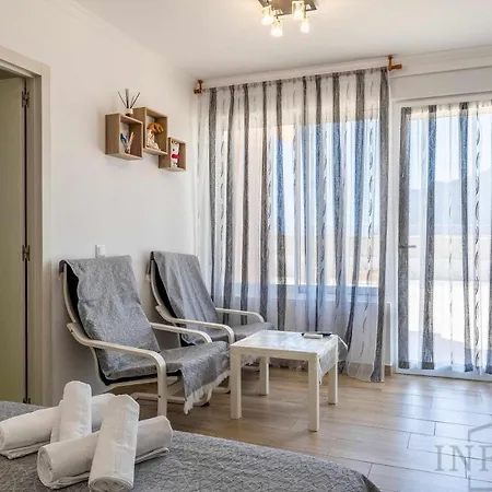 Inftour President 3 *