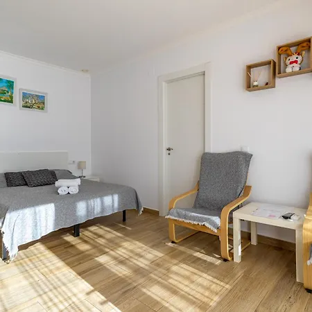 Inftour President 3 *